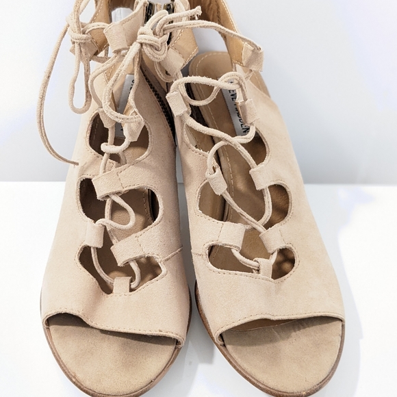 Steve Madden suede sandals - Picture 14 of 16